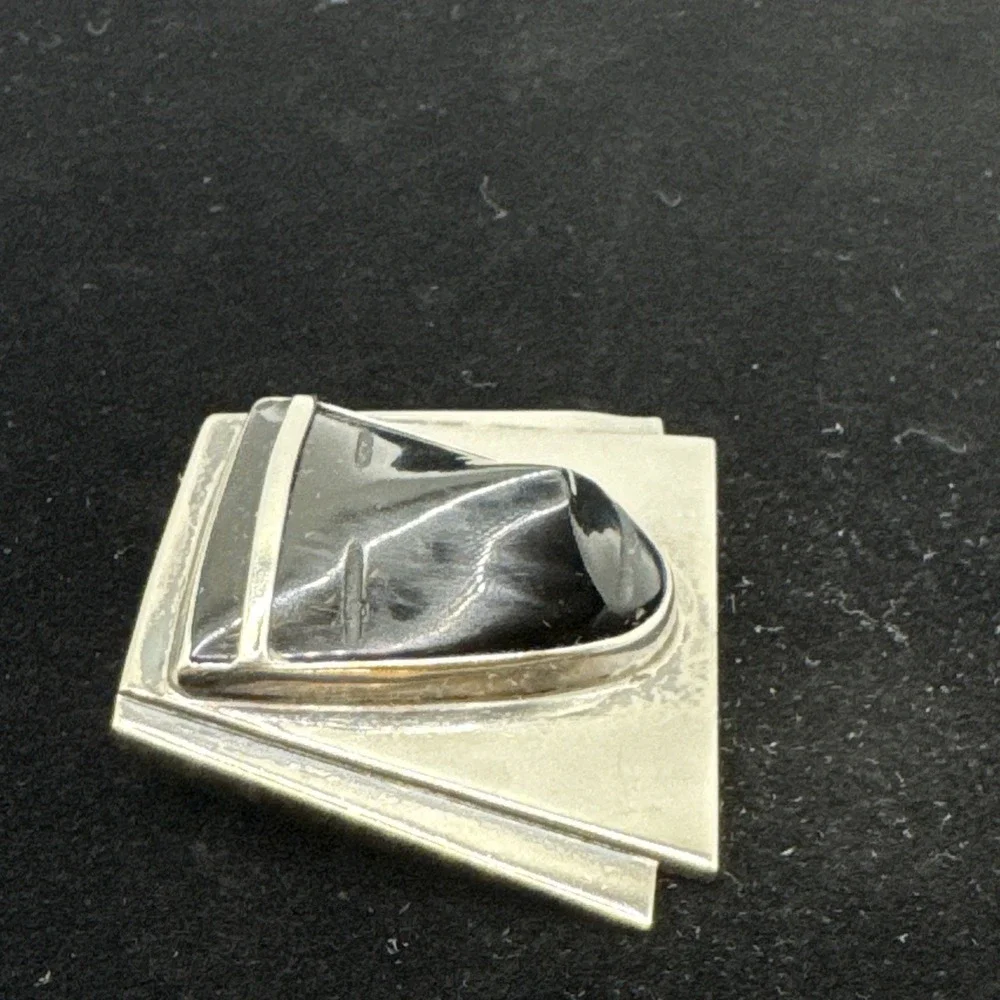 Fred Davis‎ Sterling Silver Obsidian Mask Brooch Mexico Vintage Modernist Pin